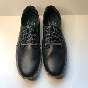 Black Skechers classic fit air cooled memory foam. Size 9.